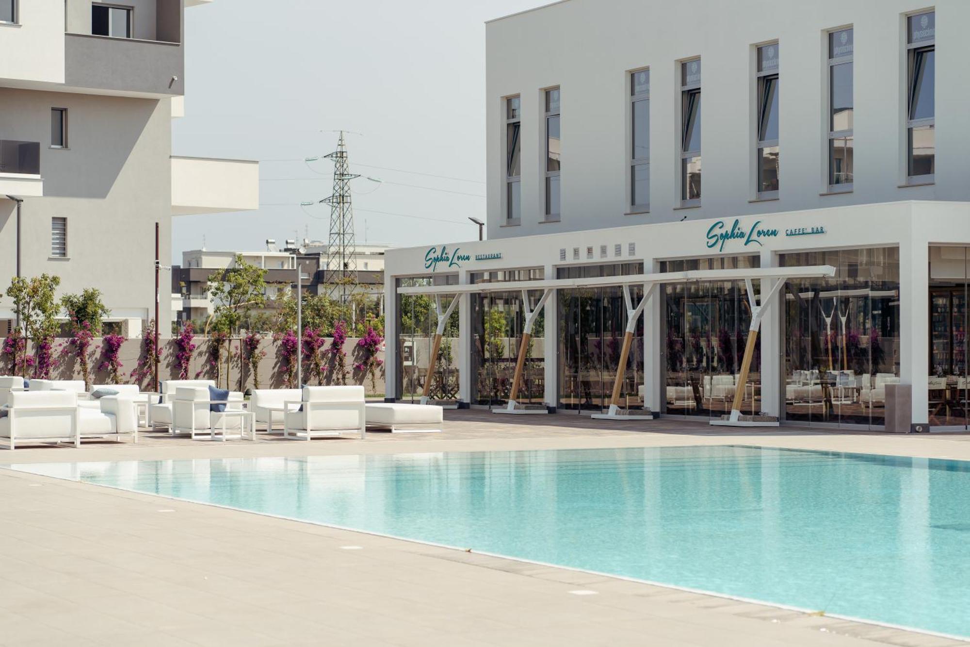 Green Park Penthouse Suite & Pool - Heated Pool - 바리 외부 사진