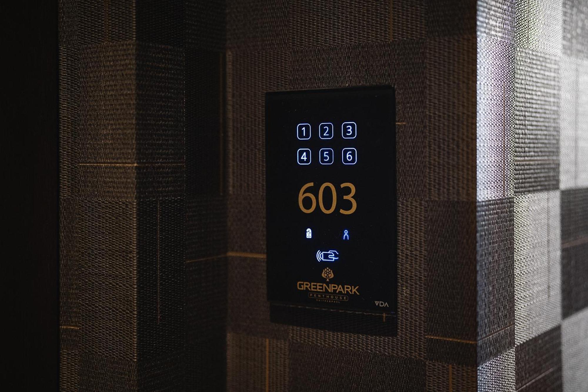 Green Park Penthouse Suite & Pool - Heated Pool - 바리 외부 사진